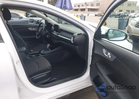 2023 Kia Forte Lxs из США, поврежденный, VIN 3KPF24AD7PE618110